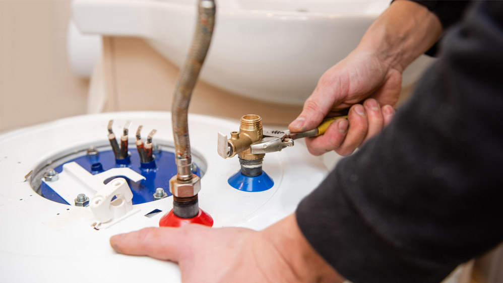 Water Heater Installation in El Rancho Vela